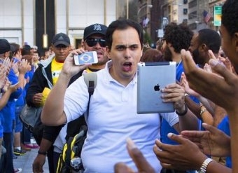 Apple ���������� ������ �� ������� ����� iPhone
